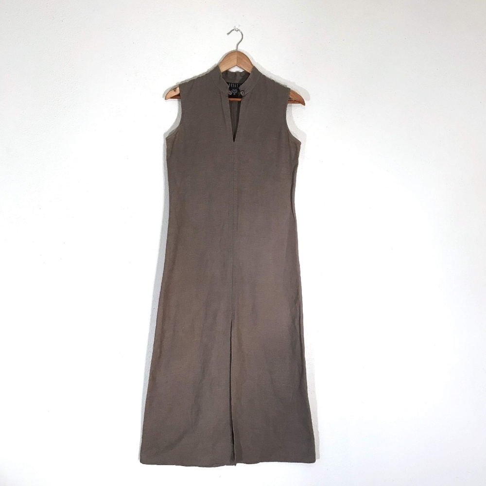 True Vintage Finity Sleeveless Linen Keyhole Dress